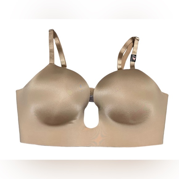 Victoria's Secret Other - Victorias Secret plunge low back bra. NWT. Size 36D.